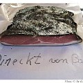 125 speck  Wahre Feinschmecker kaufen halt doch lieber "direkt vom Bauern".  Dieses Motiv entdeckte Karl Demetz auf dem Bozner Markt am Siegesplatz. (http://kadem.blogspot.com/2006/08/direkt-von-bauer.html)