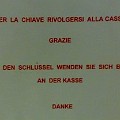 262 wenden  Nun wissen Sie also, welches Bedürfnis jemand hat, der sich an der Kasse ständig im Kreis dreht. Dieses Schild entdeckte Andreas Baumgartner in der Landhausbar in Bozen.