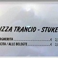666 stuke  Außergewöhnliche Stücke für den außergewöhnlichen Gast bietet diese Pizzeria in der Südtiroler Straße in Bozen. Entdeckt von Karl Demetz.