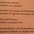 816 pizzeriakarerpass  "Türkei mit Pommes" und andere Köstlichkeiten entdeckte Birgit Robatscher in einer Pizzeria am Karerpass.