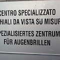 9 augenbrillen  Brillen sind eigentlich immer fürs Auge, es sei denn es handelt sich um Klobrillen. Ein spezialisiertes Zentrum in Bozen.